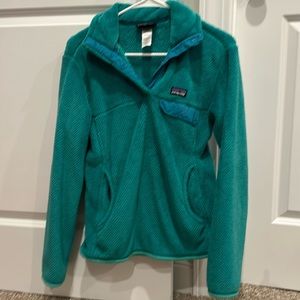 Women’s Patagonia pullover